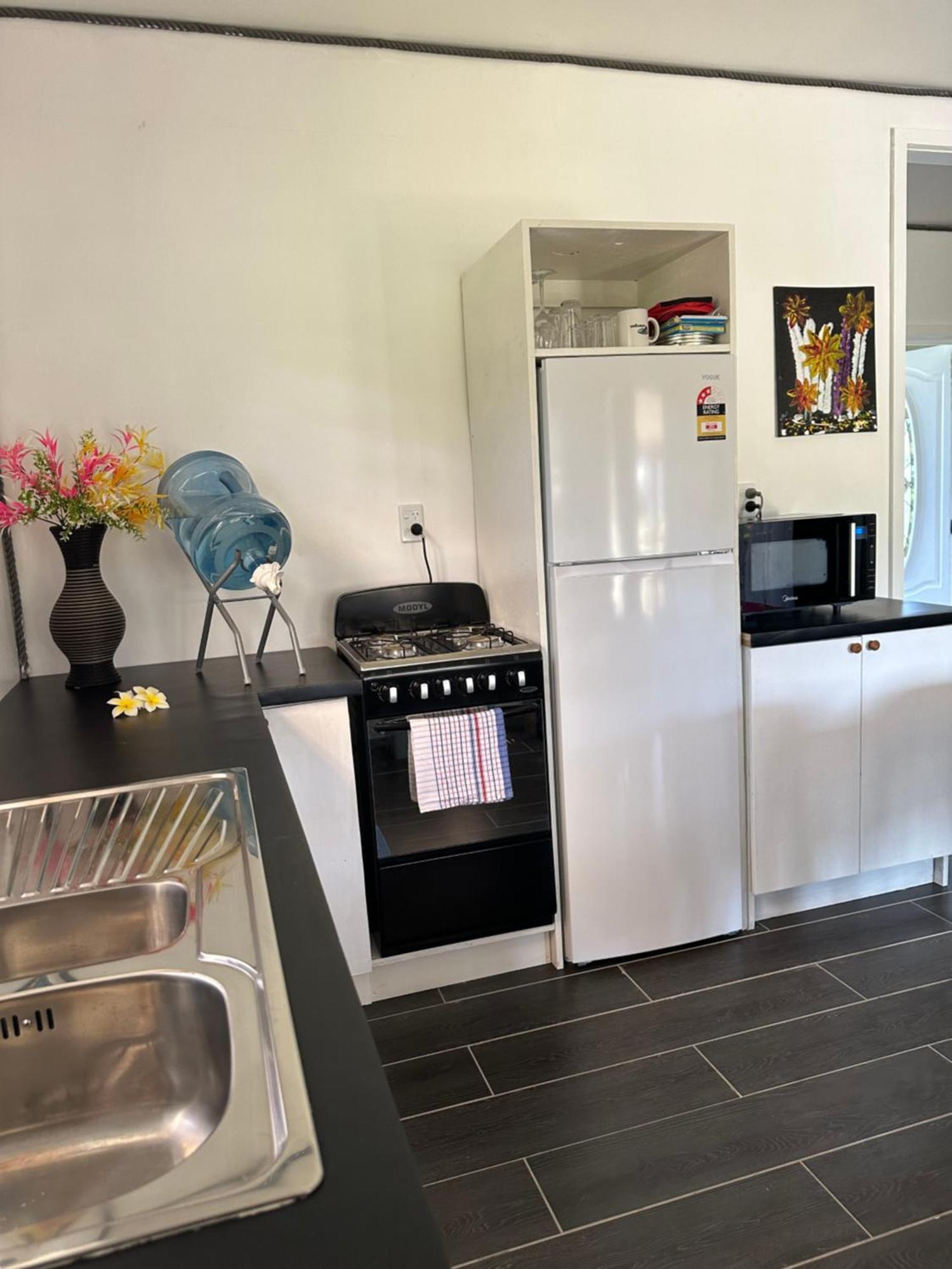 Rangiriri Vacay Unit 2 Villa Arutanga ภายนอก รูปภาพ