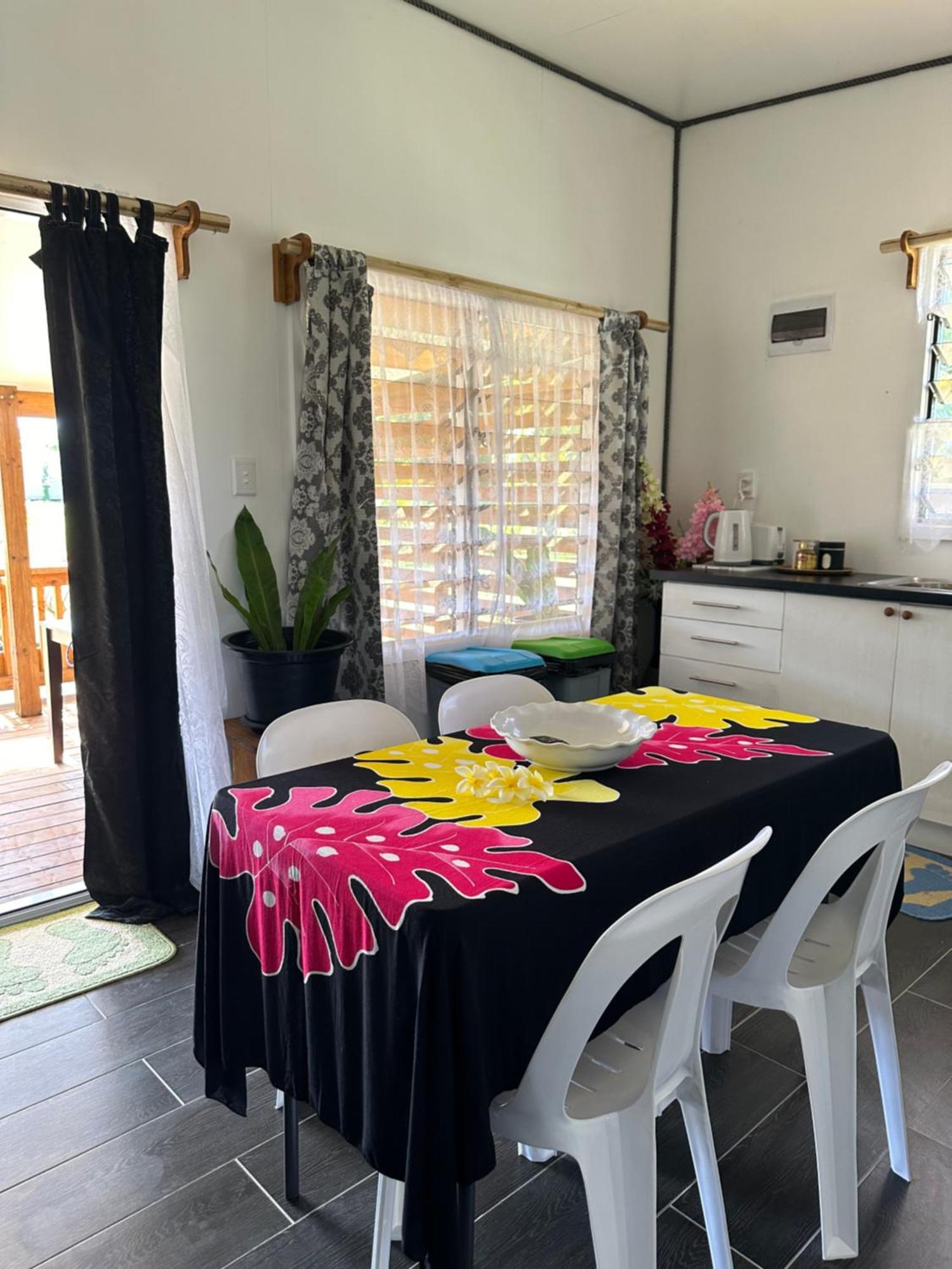 Rangiriri Vacay Unit 2 Villa Arutanga ภายนอก รูปภาพ